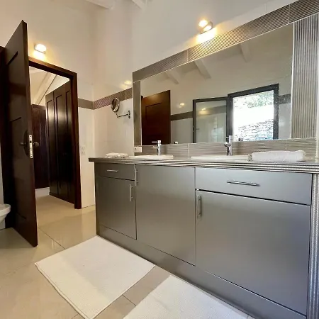 Hotel La Palmeraie Bonifacio (Corsica)