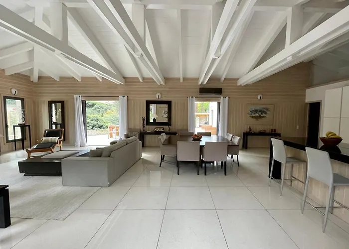 La Palmeraie Hotel *